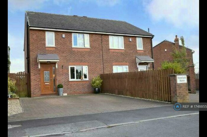 3 Bedroom Semi-Detached House To Rent In Moorfield Mews, Blackburn, BB1