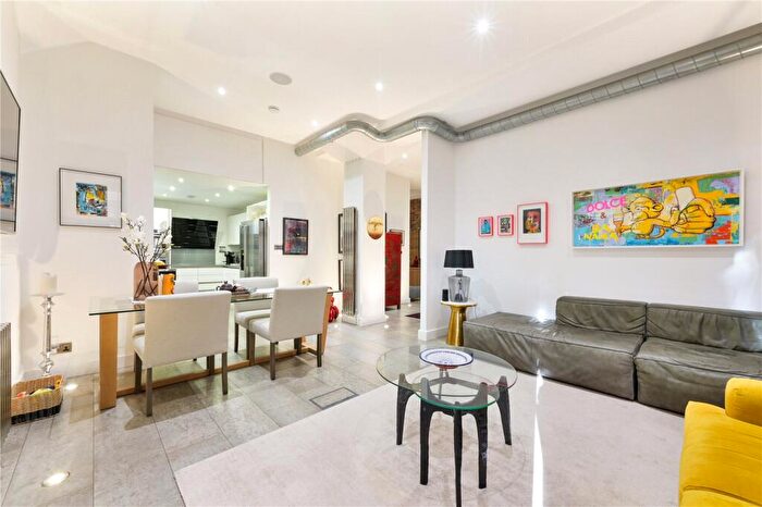 2 Bedroom Apartment To Rent In Telfords Yard, London, E1W