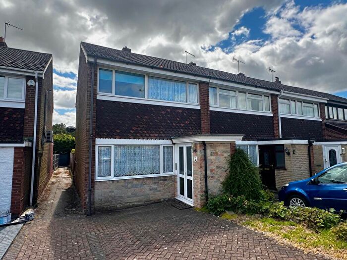 3 Bedroom Semi-Detached House To Rent In Hurst Drive, Stretton, Burton-on-Trent., DE13