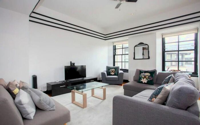 2 Bedroom Flat To Rent In Cochrane Street, Glasgow, G1