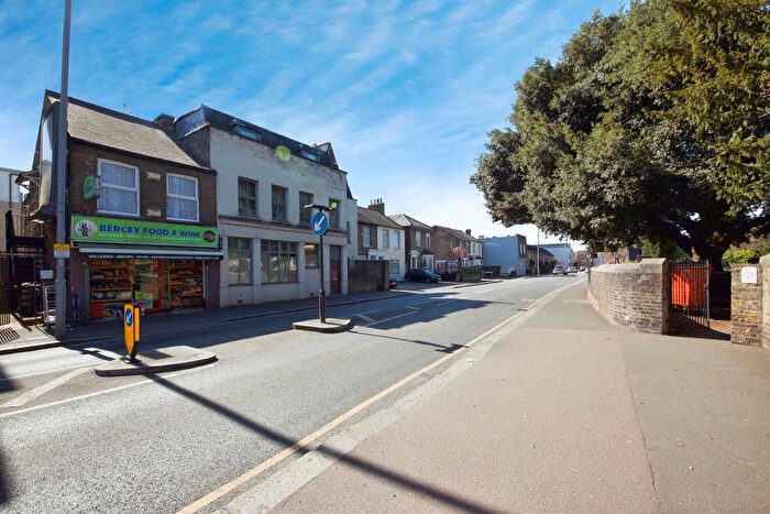 1 Bedroom Flat To Rent In Church Road, London, E10