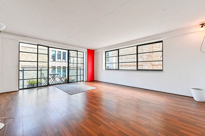 2 Bedroom Flat To Rent In New Wharf Road, King's Cross, London, N1