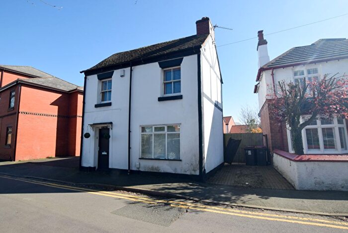 2 Bedroom Detached House For Sale In Crescent Road, Wellington, Telford, ., TF1
