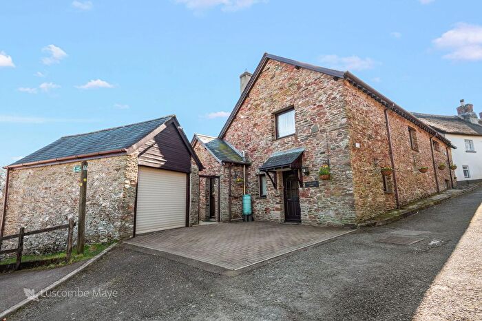 4 Bedroom Barn Conversion For Sale In Loddiswell, Kingsbridge, TQ7