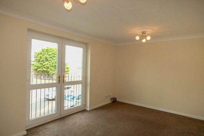 2 Bedroom Flat To Rent In Carlton House, Glebe Road, Bedlington NE22