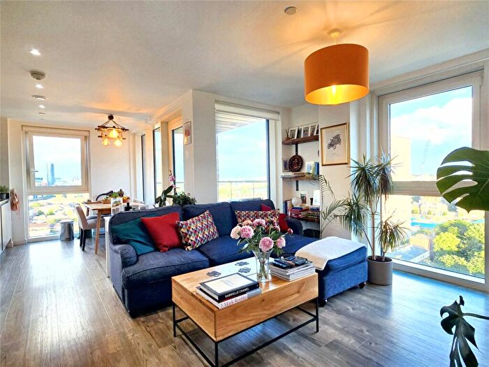 2 Bedroom Apartment To Rent In Bailey Street, Greenland Place, SE8