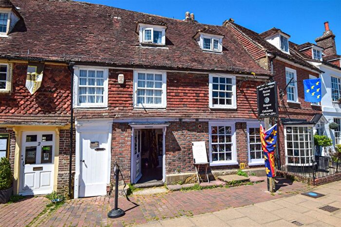 3 Bedroom Property For Sale In High Street, Battle, TN33