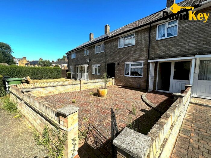 3 Bedroom Terraced House To Rent In Pengelly Close, Cheshunt, Waltham Cross, EN7