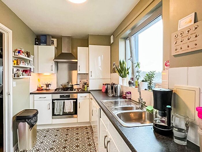 1 Bedroom Flat To Rent In Gascoigne Close, , Tottenham, London, N17