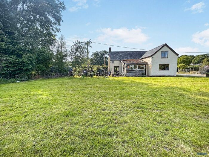 3 Bedroom Cottage For Sale In Chestnut Cottage, Titley, Kington, HR5