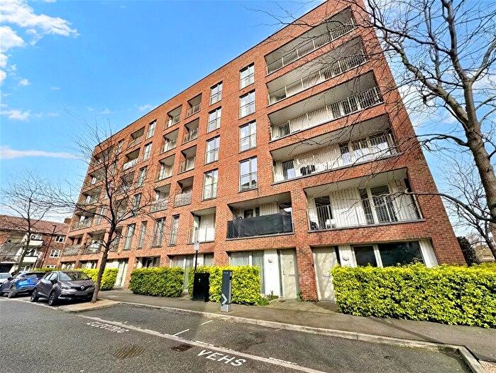 2 Bedroom Flat To Rent In Callisto Court, Hammersley Road, Canning Town, E16