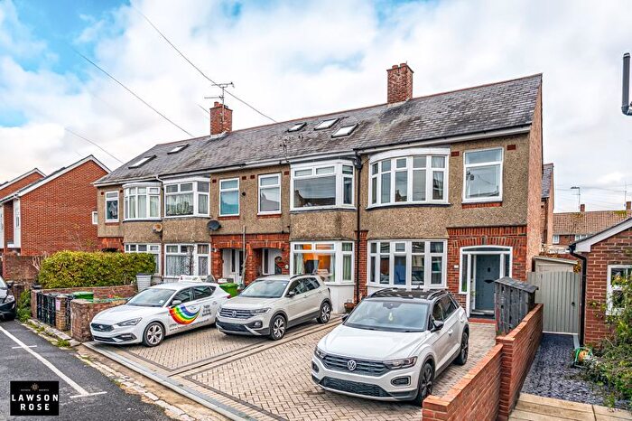 3 Bedroom End Terrace House For Sale In Church View, Southsea, PO4