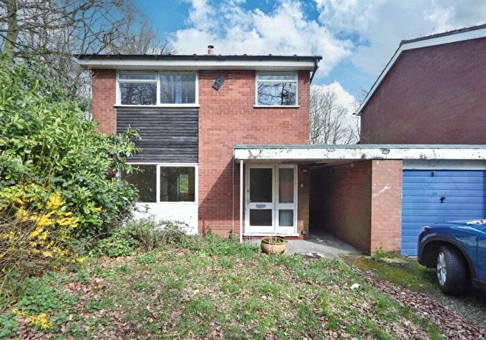 3 Bedroom Link Detached House For Sale In Lower Sparken Hill, Worksop, S80