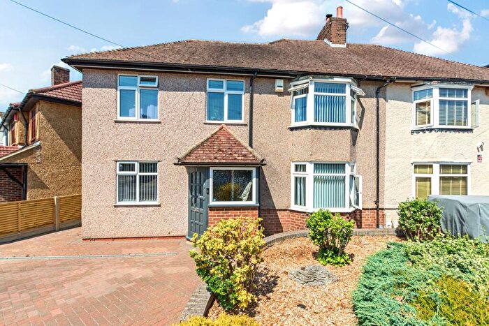 4 Bedroom Semi Detached House For Sale In Bedens Road, Sidcup, DA14