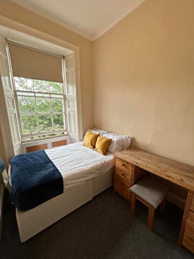 5 Bedroom Flat To Rent In Leith Walk, Edinburgh, EH6