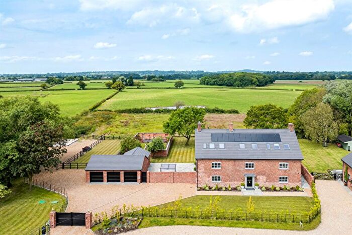 6 Bedroom Detached House For Sale In Hickhurst Lane, Rushton, Tarporley, CW6