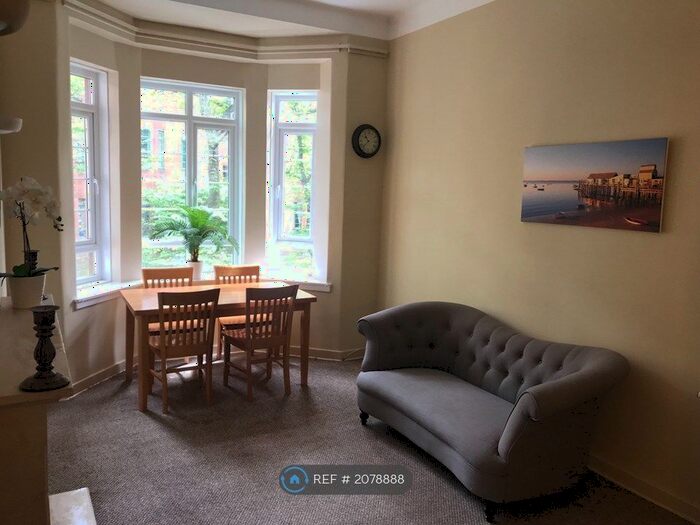 2 Bedroom Flat To Rent In Dudley Drive, Glasgow, G12