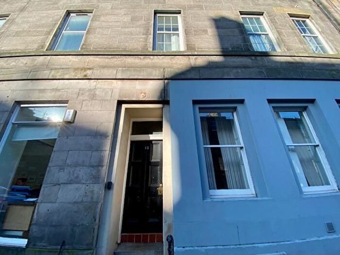 2 Bedroom Flat To Rent In Spittal Street, Edinburgh, EH3