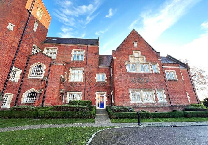 2 Bedroom Apartment To Rent In The Galleries, Warley, Brentwood, Essex, CM14