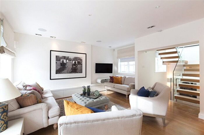 3 Bedroom Terraced House To Rent In Kensington Park Mews, Notting Hill, W11