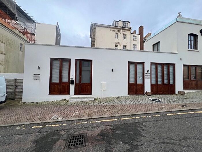 1 Bedroom Flat To Rent In St Johns Road, Hove, BN3