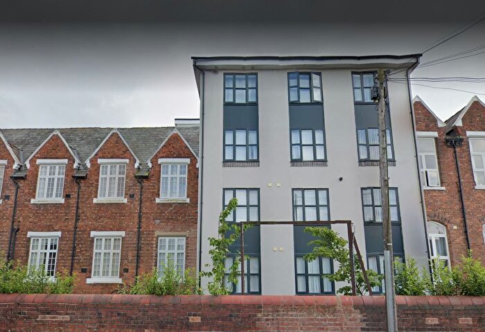 2 Bedroom Flat To Rent In Stalbridge Road, Crewe, CW2