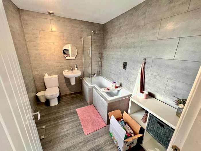 4 Bedroom Semi-Detached House To Rent In Caldbeck Drive, Middleton, Manchester, M24
