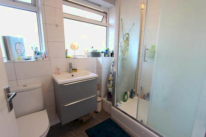 4 Bedroom Flat To Rent In Bayham Street, London, NW1