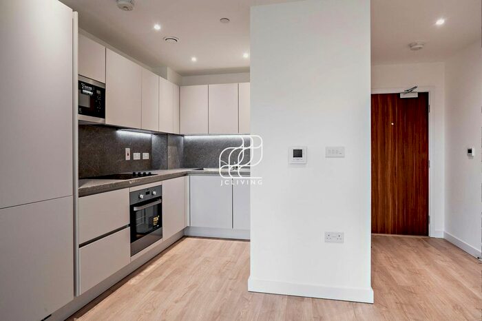 1 Bedroom Flat To Rent In Bryant Apartments, Perceval Square, Harrow, HA1