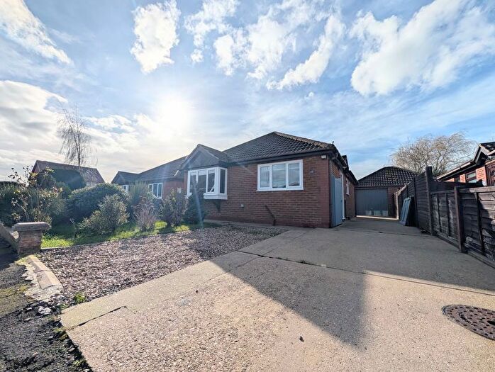 2 Bedroom Detached Bungalow For Sale In Southfiled Road, Holton Le Clay, DN36