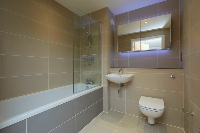 2 Bedroom Flat To Rent In All Saints Road, Leicester, LE3