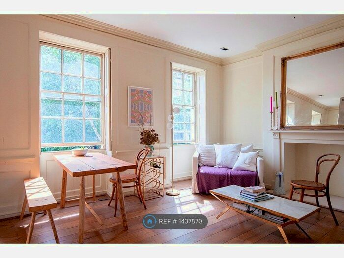 2 Bedroom Flat To Rent In Charles Square, London, N1