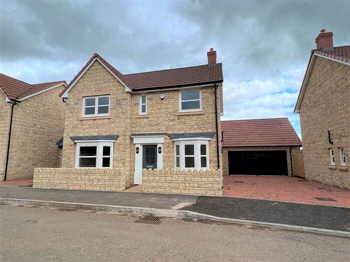 4 Bedroom Detached House To Rent In Cobblers Way, Westfield, BA3