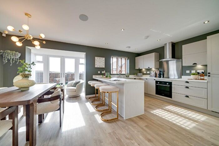 4 Bedroom Detached House For Sale In Wheatley Hall Road, Doncaster, DN2