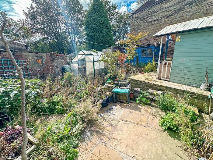 2 Bedroom End Terrace House For Sale In Birkby Lodge Road, Huddersfield, HD2
