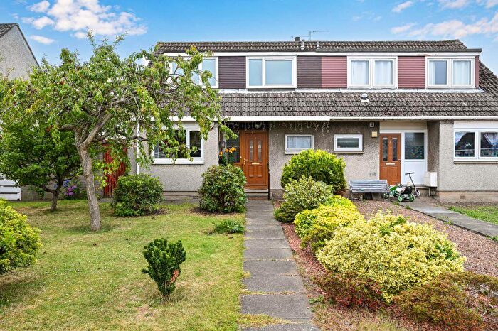 3 Bedroom Semi-Detached House For Sale In Mucklets Drive, Musselburgh, EH21