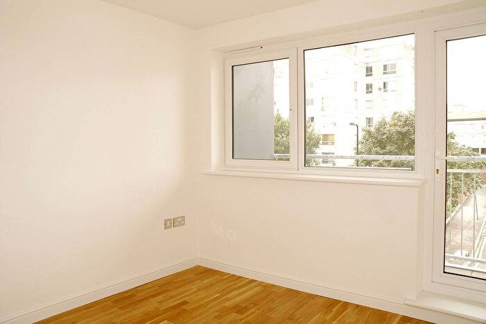 1 Bedroom Flat To Rent In Singapore Road, West Ealing, London, W13