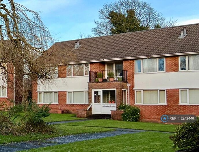 2 Bedroom Flat To Rent In Fair Hope Court, Blackburn, BB2