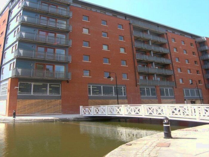 2 Bedroom Apartment To Rent In Junction House, Jutland Street, Manchester, M1