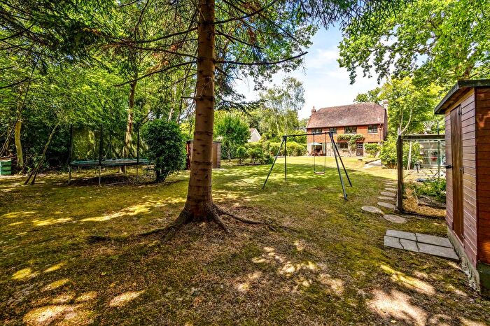 4 Bedroom Detached House For Sale In Chalk Road, Ifold, RH14