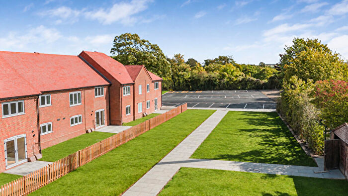 1 Bedroom Apartment For Sale In Kingswell Court, Harwell, OX11
