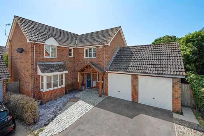 5 Bedroom Detached House To Rent In Blackberry Way, Whitstable, CT5