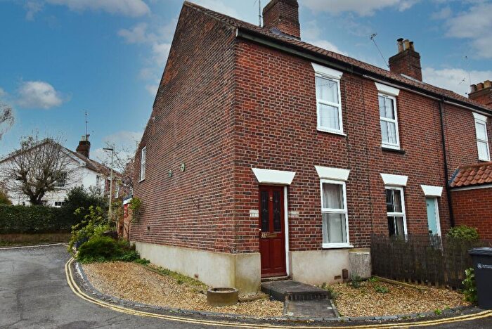3 Bedroom End Of Terrace House For Sale In Rose Valley, Norwich, NR2