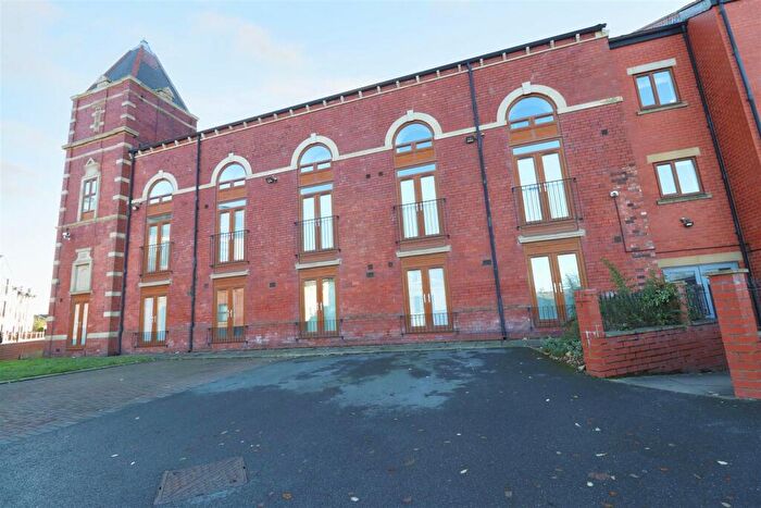 1 Bedroom Flat To Rent In Bexley Hall, Hall Road, Armley, Leeds, LS12