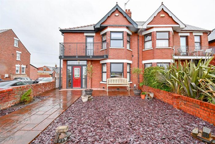 3 Bedroom Semi Detached House For Sale In The Parade, Barry, CF62