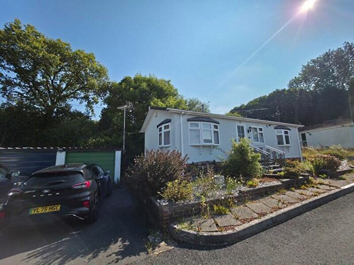 2 Bedroom Detached Bungalow For Sale In Oak Drive, Woodland Park, Waunarlwydd, Swansea, City And County Of Swansea., SA5