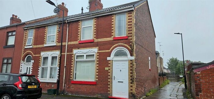 3 Bedroom End Of Terrace House To Rent In Tennyson Road, Bentley, Doncaster, DN5