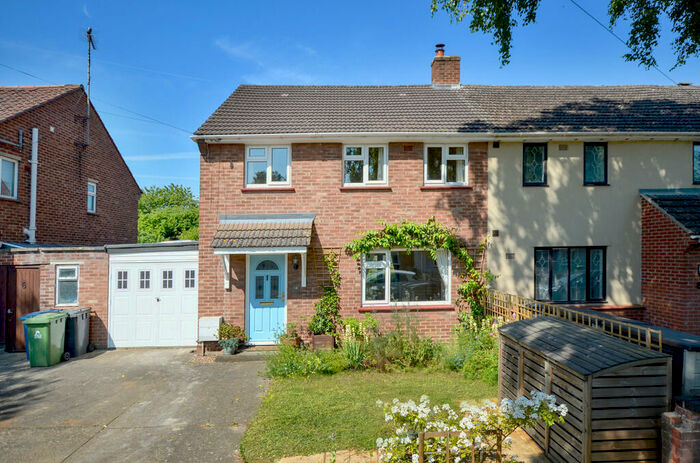 3 Bedroom Semi-Detached House To Rent In Galfrid Road, Cambridge, CB5