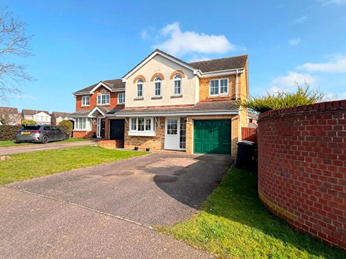 4 Bedroom Detached House For Sale In Nettle Gap Close, Wootton Fields, Northampton, NN4