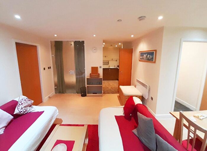 2 Bedroom Apartment To Rent In The Habitat, Woolpack Lane, Nottingham, Nottinghamshire, NG1